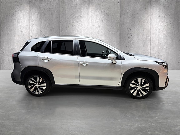 Suzuki SX4 S-Cross 4 of 23