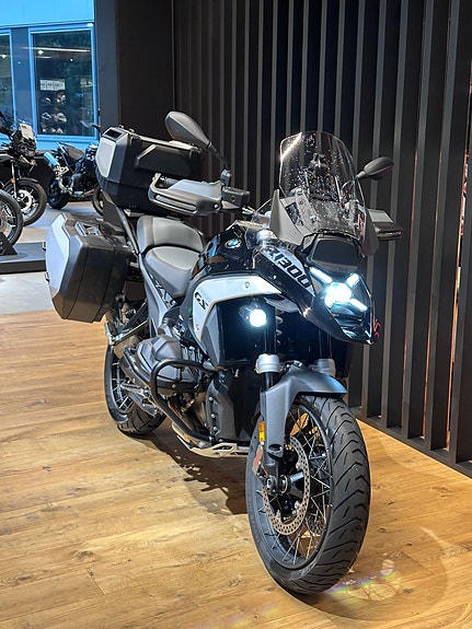 BMW R 1300 GS "Fullutstyrt" med koffertsett 4 of 11