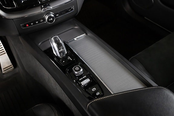 Volvo XC60 21 of 23