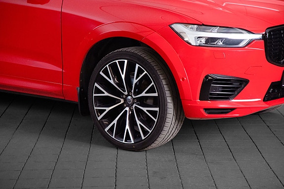 Volvo XC60 6 of 23