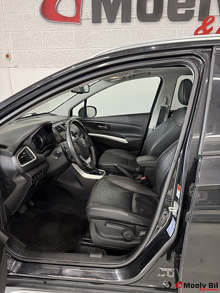 Suzuki SX4 S-Cross 6 of 15