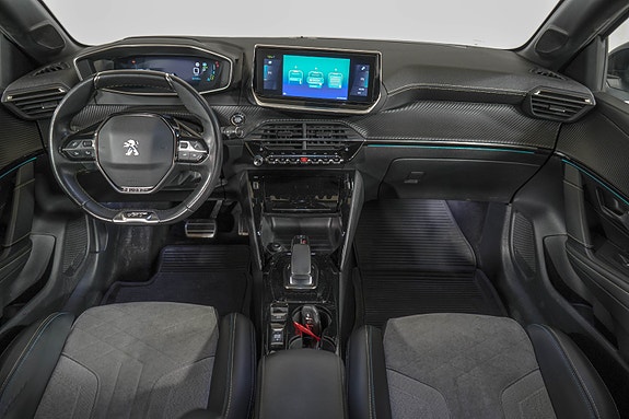Peugeot e-208 12 of 19