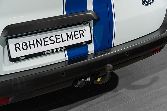 Ford Transit Courier 6 of 23
