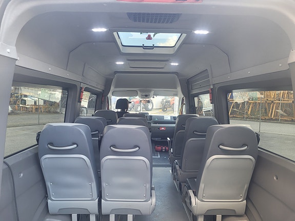 Volkswagen Crafter 10 seter elektrisk 20 of 20