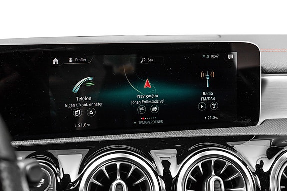 Mercedes-Benz CLA180 16 of 24