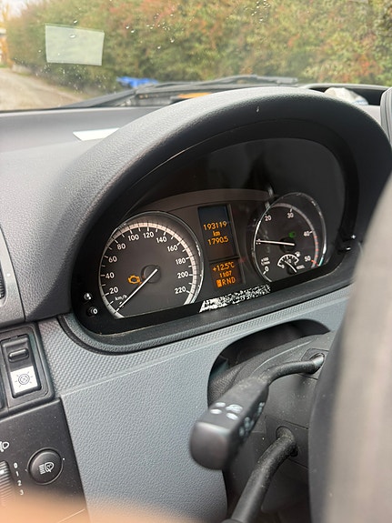 Mercedes-Benz Vito 115 15 of 23