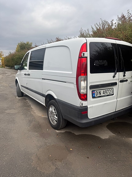 Mercedes-Benz Vito 115 2 of 23