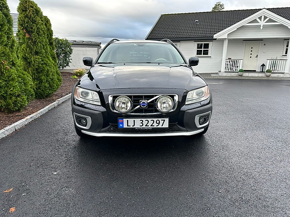 Volvo XC70 4 of 30