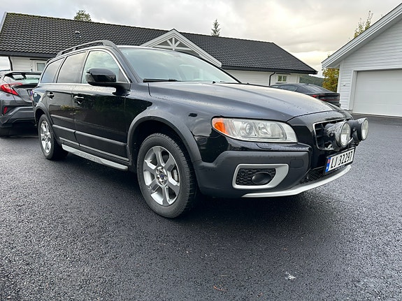 Volvo XC70 6 of 30