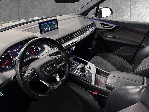 Audi Q7 27 of 27