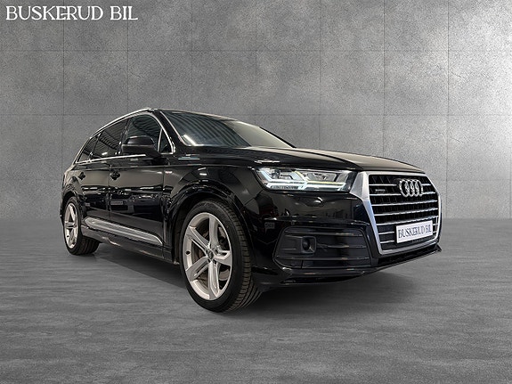 Audi Q7 9 of 27