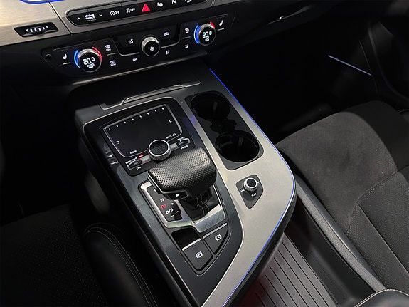 Audi Q7 26 of 27