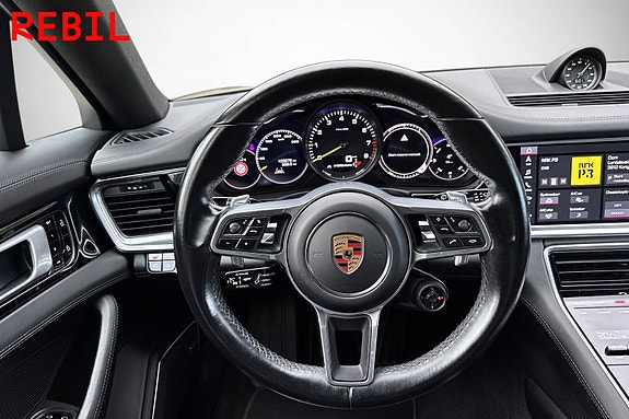 Porsche Panamera 12 of 21
