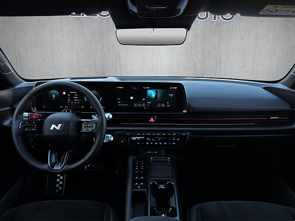 Hyundai Ioniq 6 13 of 26
