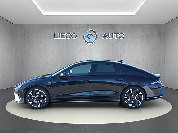 Hyundai Ioniq 6 3 of 26
