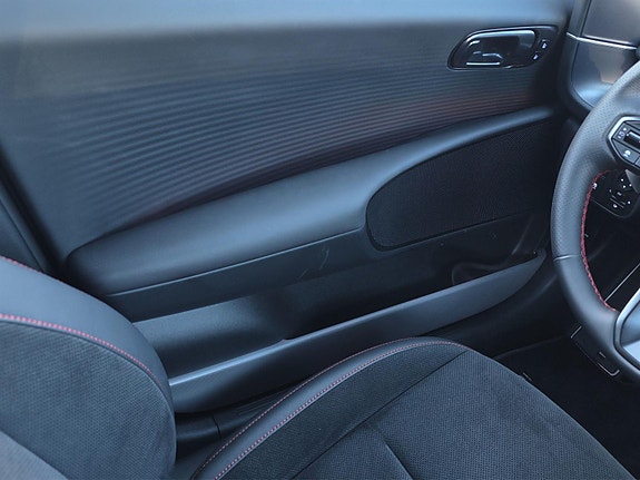 Hyundai Ioniq 6 12 of 26