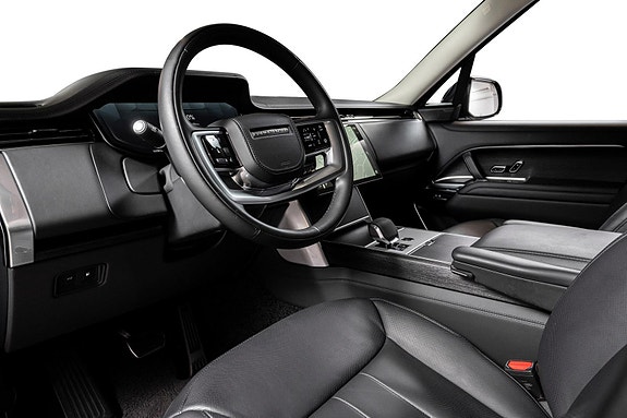 Land Rover Range Rover 15 of 30