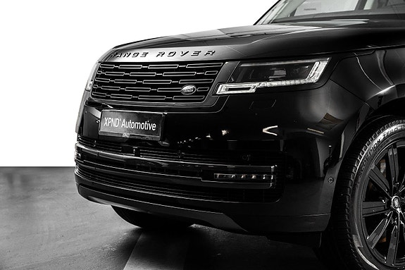 Land Rover Range Rover 2 of 30