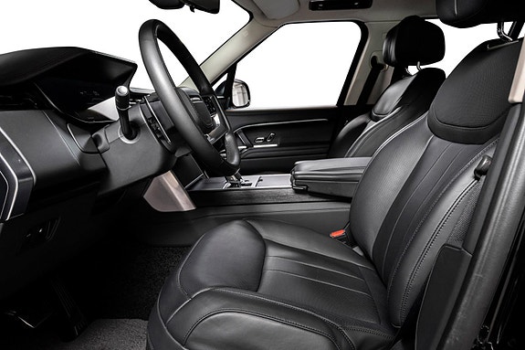 Land Rover Range Rover 16 of 30