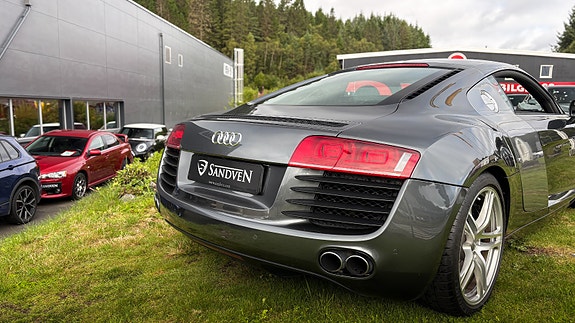 Audi R8 14 of 30
