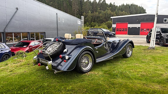 Morgan Plus 4 13 of 30