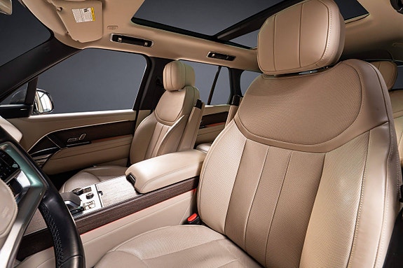 Land Rover Range Rover 18 of 30