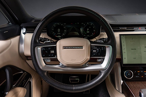 Land Rover Range Rover 21 of 30