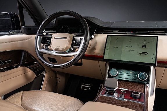 Land Rover Range Rover 16 of 30