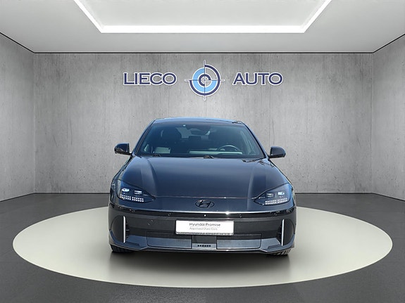 Hyundai Ioniq 6 2 of 20