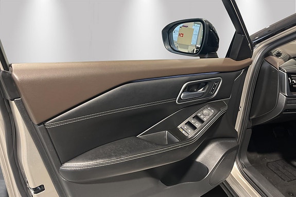 Nissan X-Trail 17 of 28