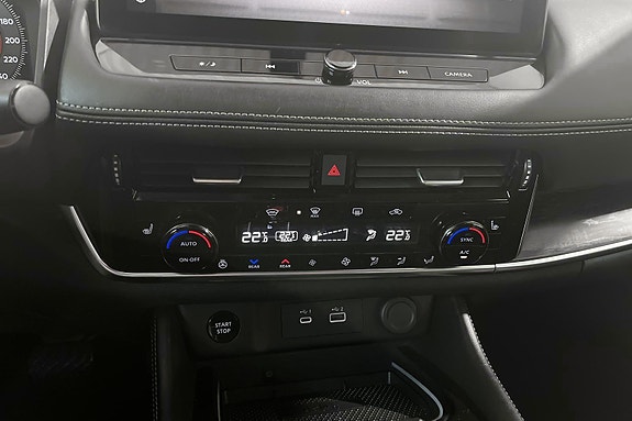 Nissan X-Trail 15 of 28