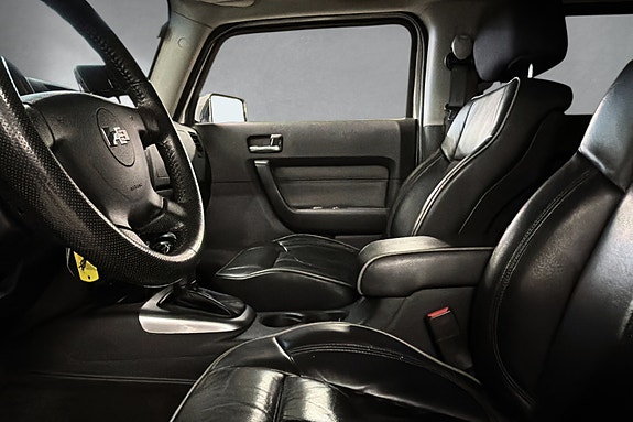 Hummer H3 22 of 30