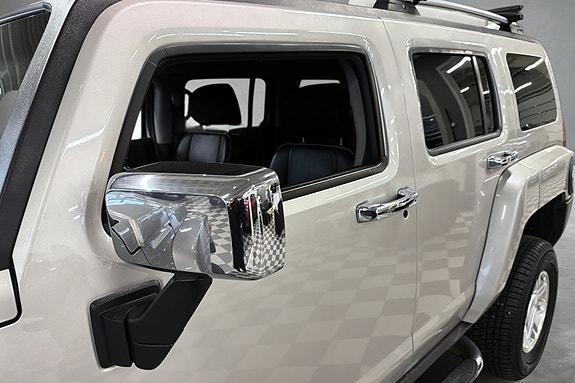 Hummer H3 14 of 30
