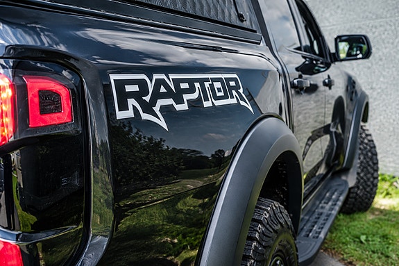 Ford Ranger Raptor 3 of 13