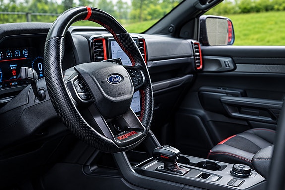 Ford Ranger Raptor 5 of 13