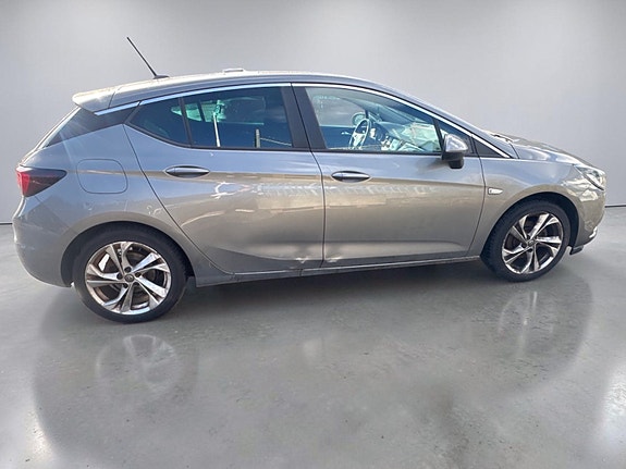 Opel Astra 6 of 15