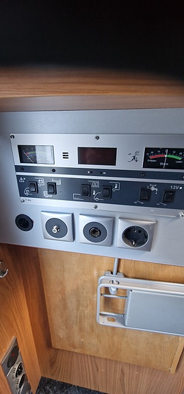 Bürstner SOLANO T615 130 MULTIJET 10 of 15