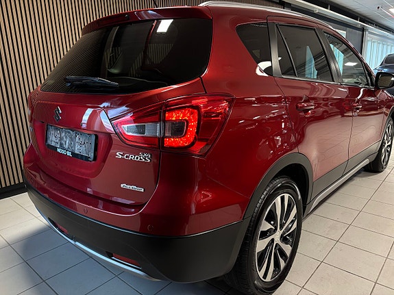Suzuki SX4 S-Cross 11 of 30