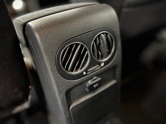 Volkswagen Golf Plus 18 of 30