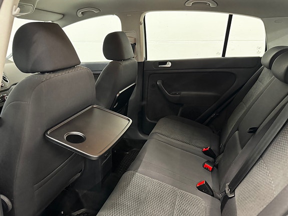 Volkswagen Golf Plus 17 of 30
