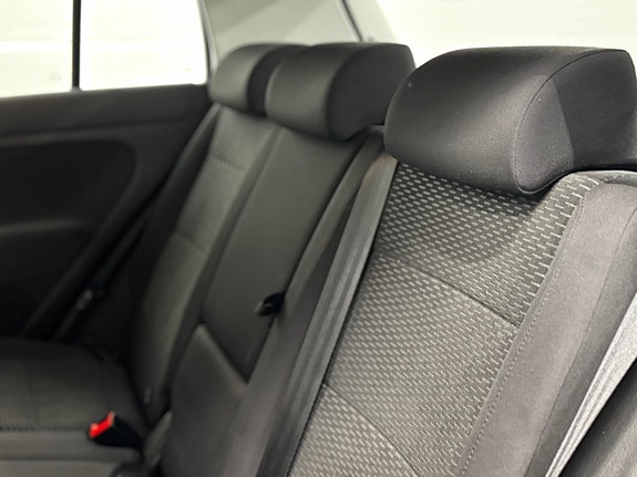 Volkswagen Golf Plus 16 of 30