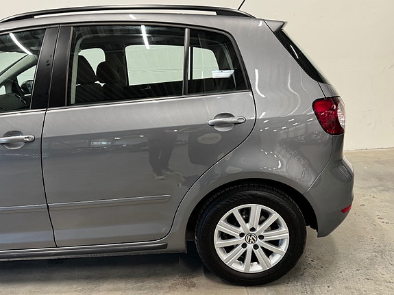 Volkswagen Golf Plus 9 of 30