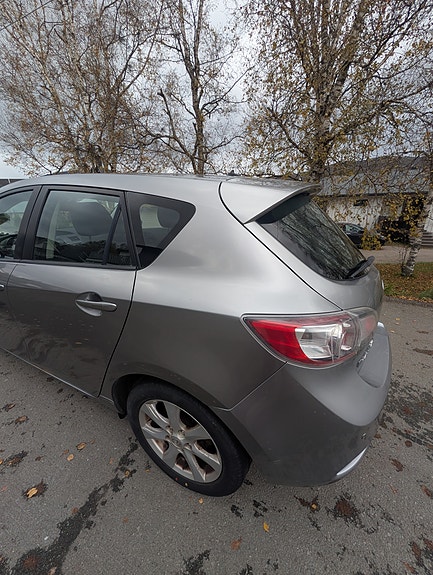 Mazda 3 6 of 17