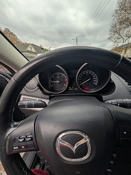 Mazda 3 9 of 17