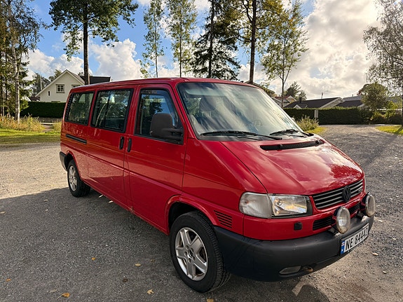 Volkswagen Caravelle 14 of 28