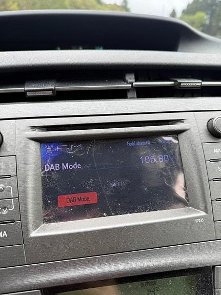 Toyota Prius 8 of 13