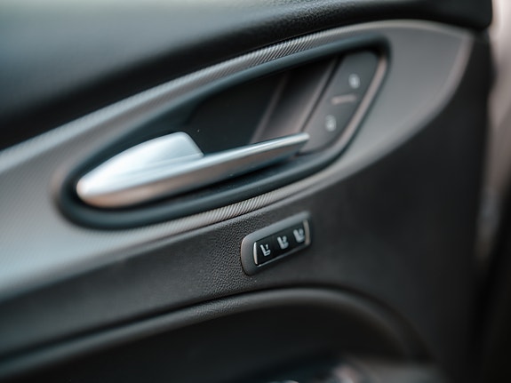 Alfa Romeo Stelvio 12 of 23