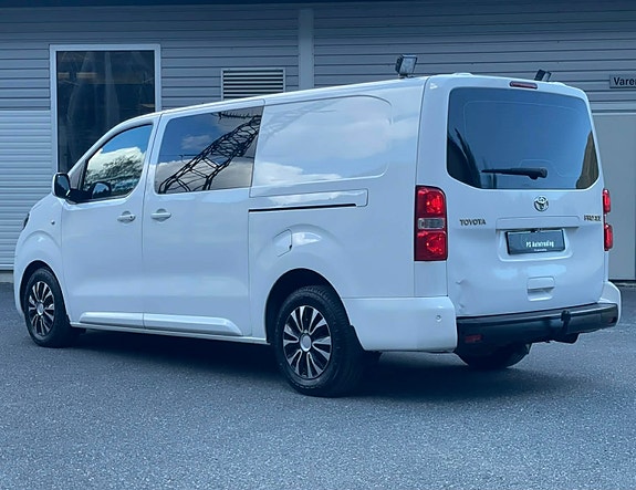 Toyota Proace 4 of 27