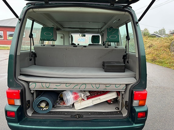 Volkswagen Multivan 17 of 26