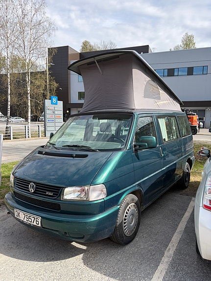 Volkswagen Multivan 23 of 26